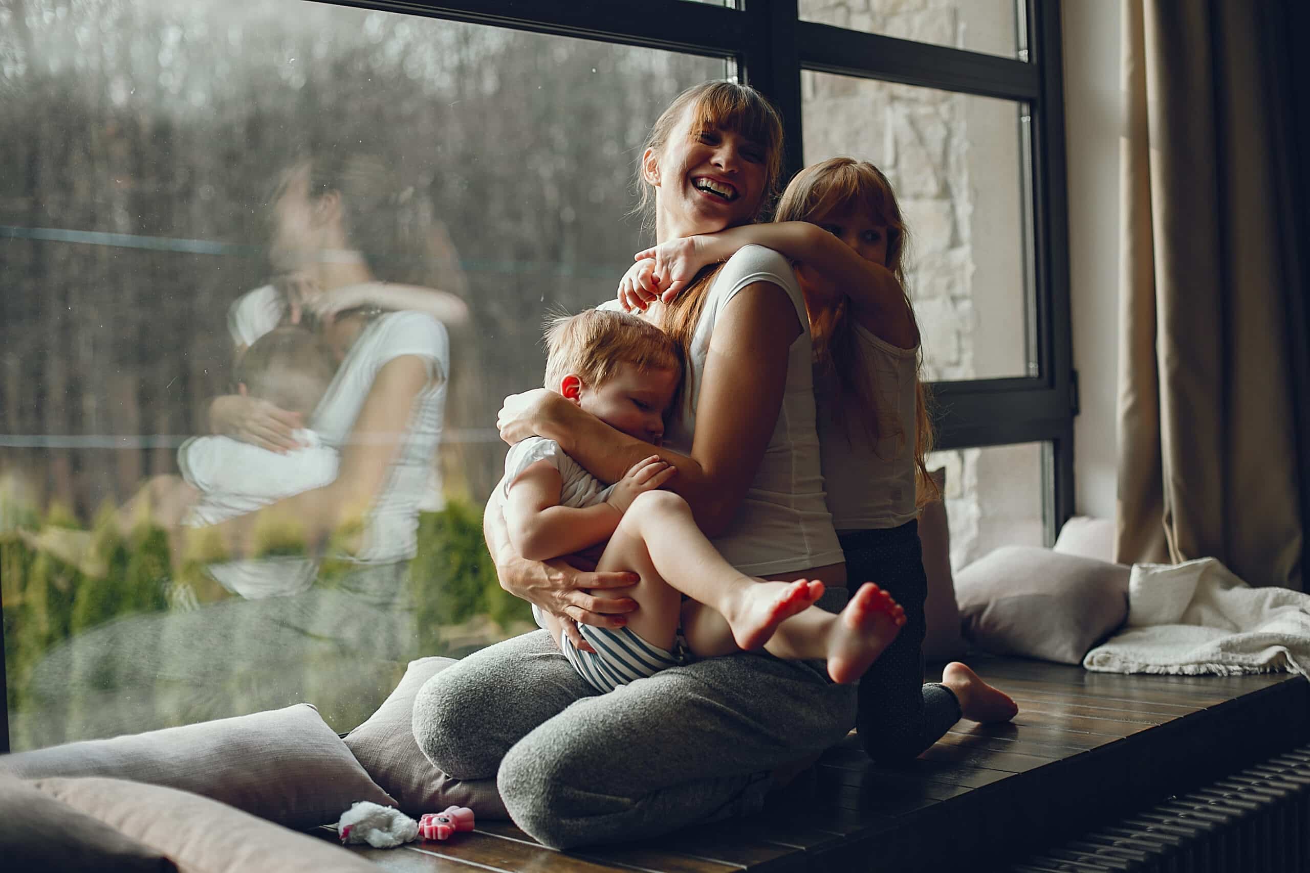 Mother with two childrens